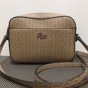 guess crossbody bag
